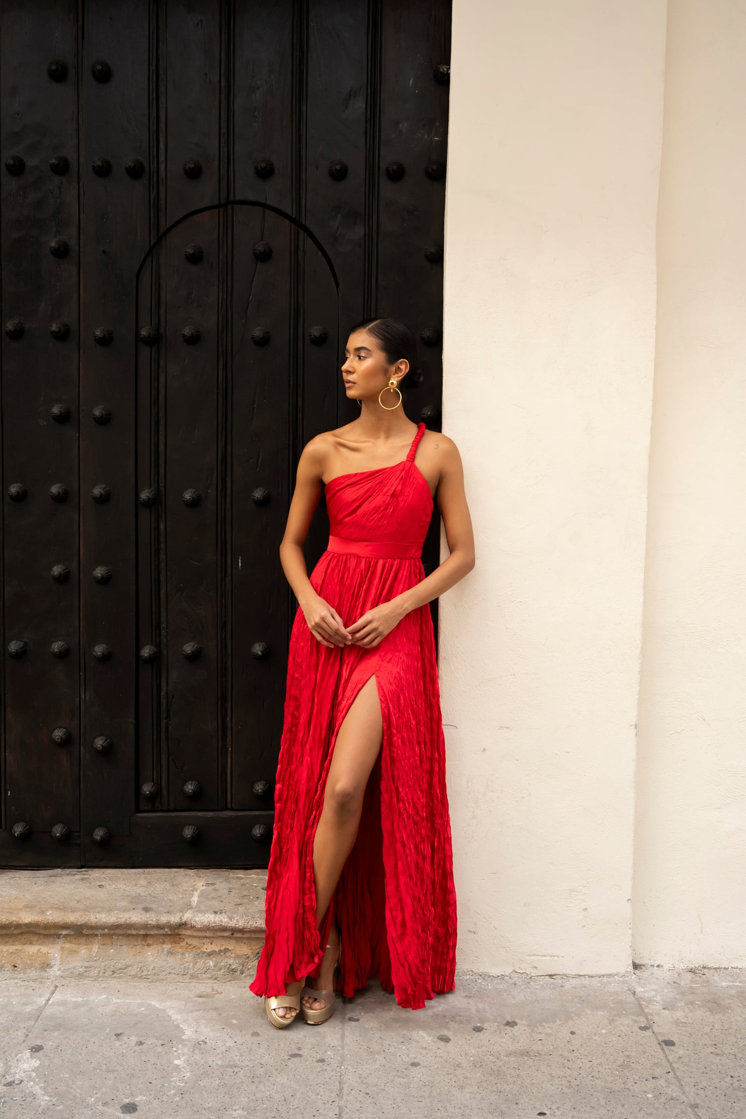 DRESSES